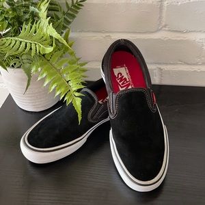 Vans slip on pros